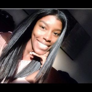 Meet your Posher, Tayla